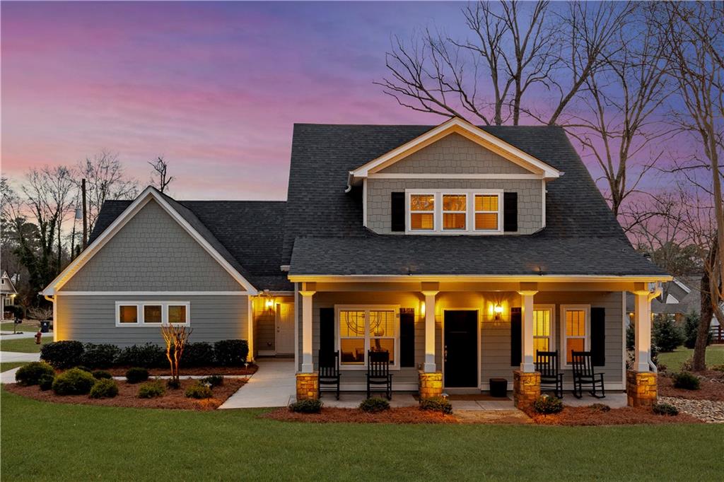 40 East 2nd Street Newnan, GA 30263 - Photo 2 of 58