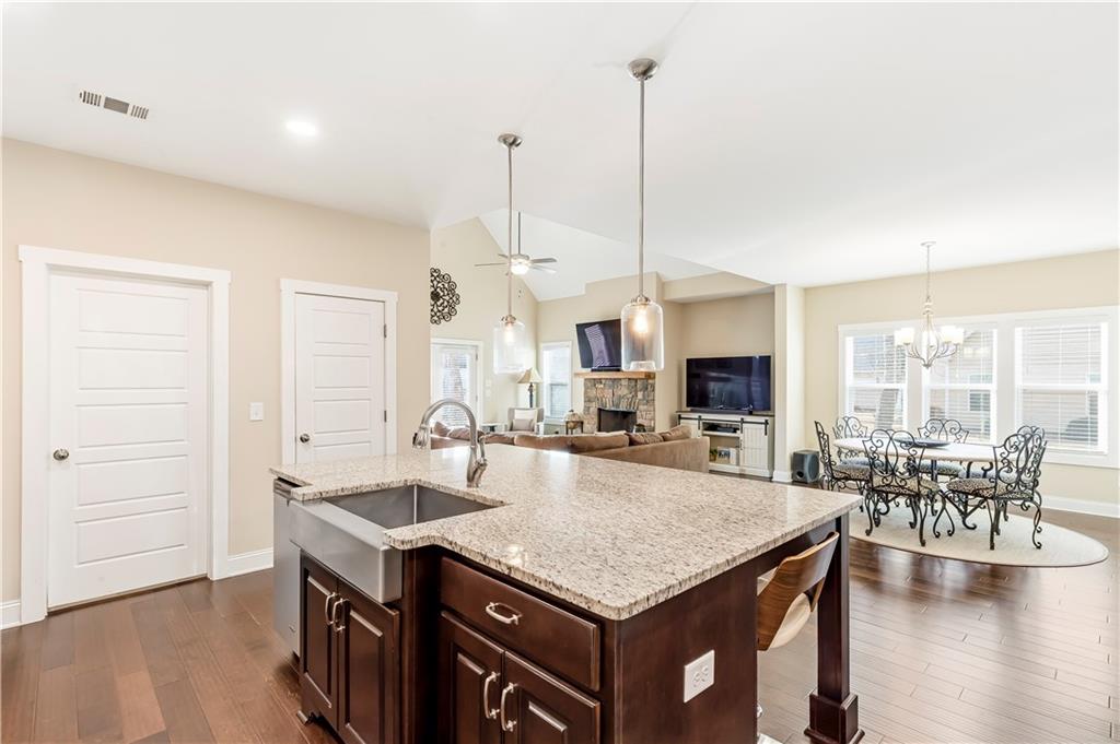 40 East 2nd Street Newnan, GA 30263 - Photo 23 of 58