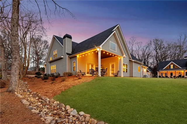 $449,000 | 40 East 2nd Street, Newnan, GA 30263