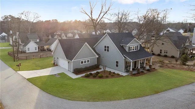 $449,000 | 40 East 2nd Street, Newnan, GA 30263