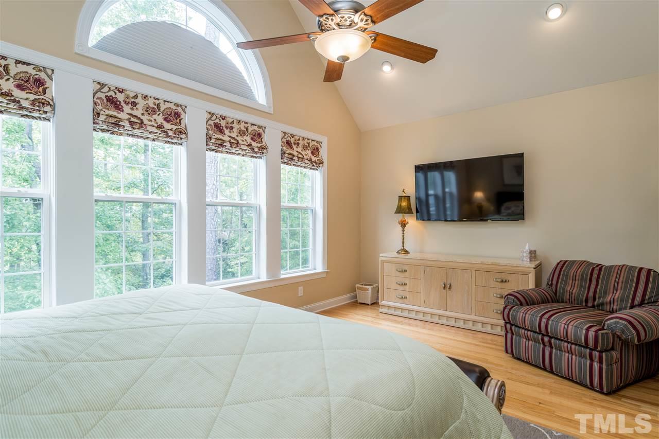 11508 Helmond Way Raleigh, NC 27617 - Photo 11 of 27 Gallery Image 11