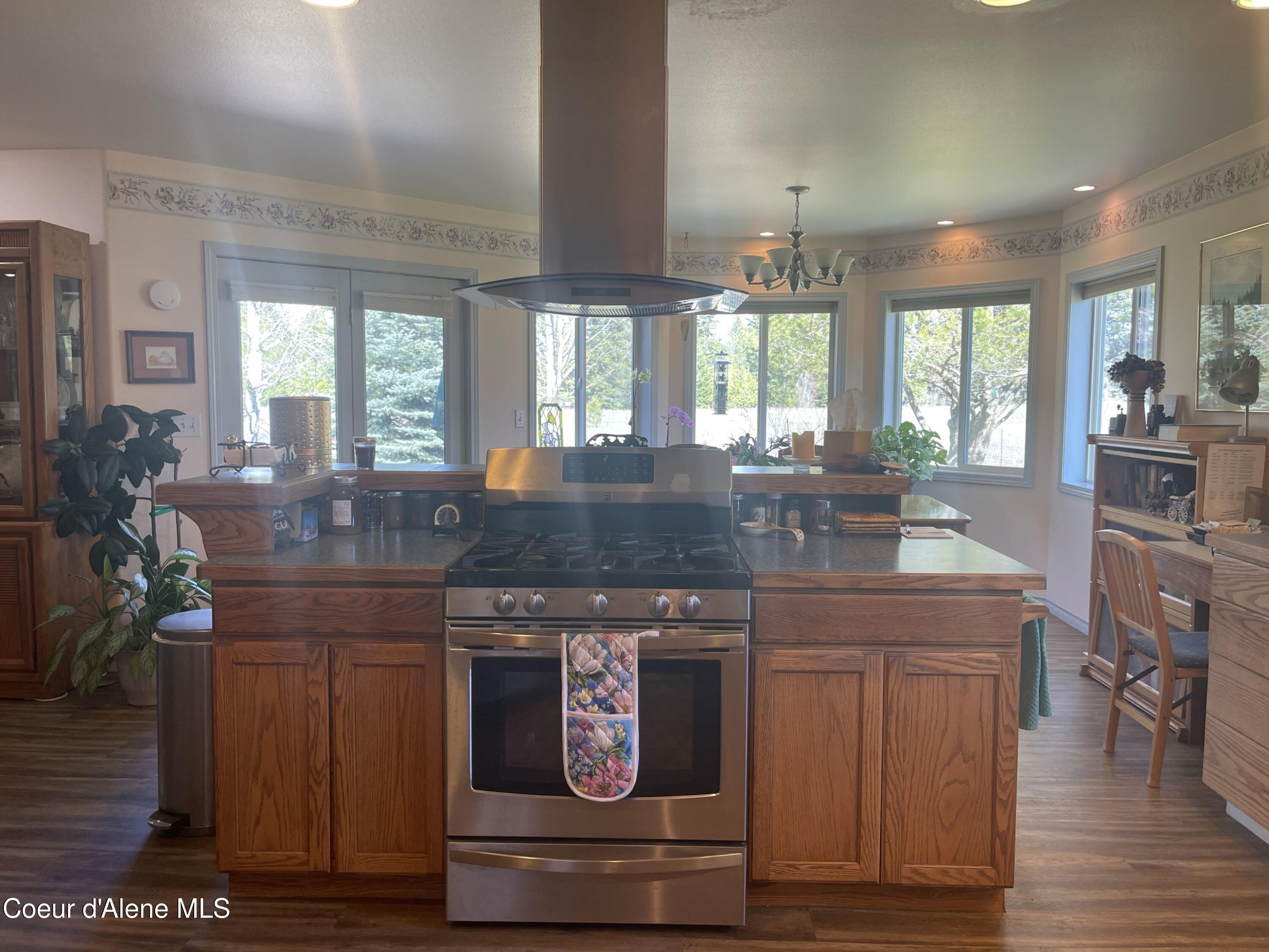 391 Blue Sky Road Bonners Ferry, ID 83805 - Photo 12 of 78 10