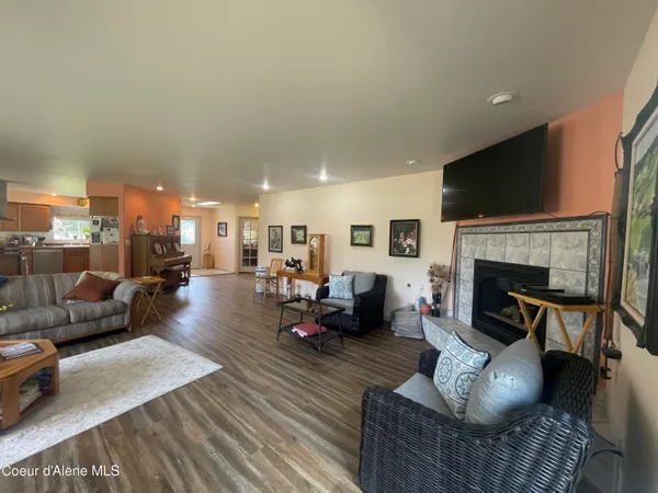 $775,000 | 391 Blue Sky Road, Bonners Ferry, ID 83805