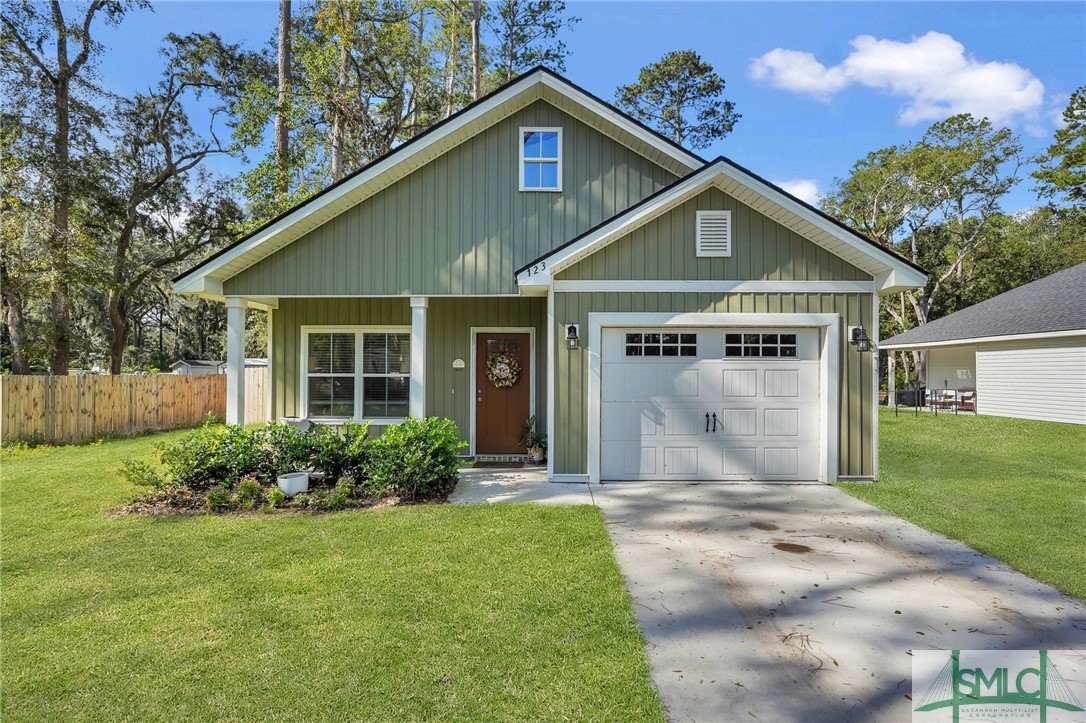 123 Circle Road Midway, GA 31320 - Photo 1 of 50