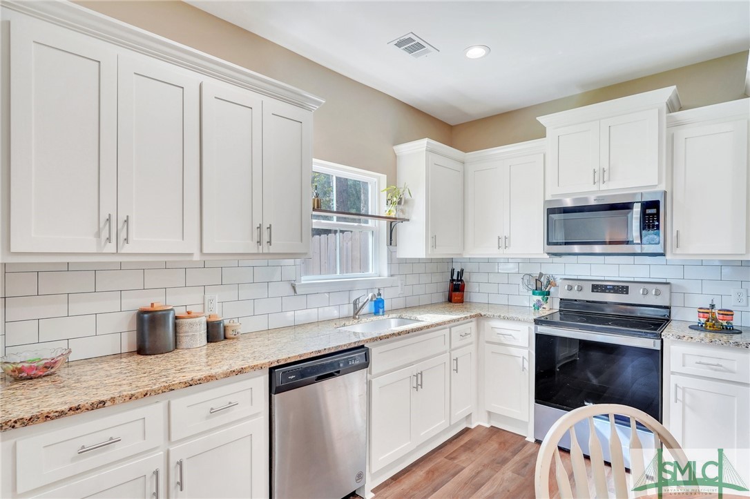 123 Circle Road Midway, GA 31320 - Photo 16 of 50