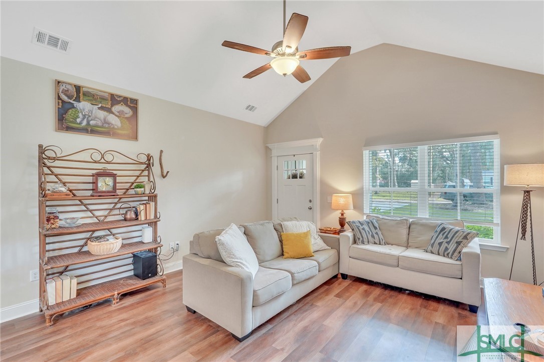 123 Circle Road Midway, GA 31320 - Photo 8 of 50