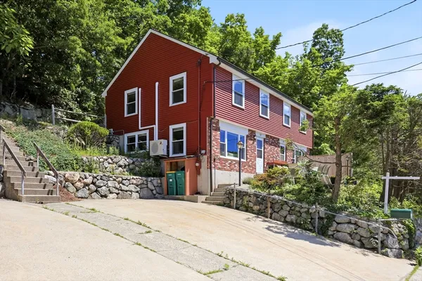 $509,000 | 37 Mountain Street, Unit 37, Woburn, MA 01801