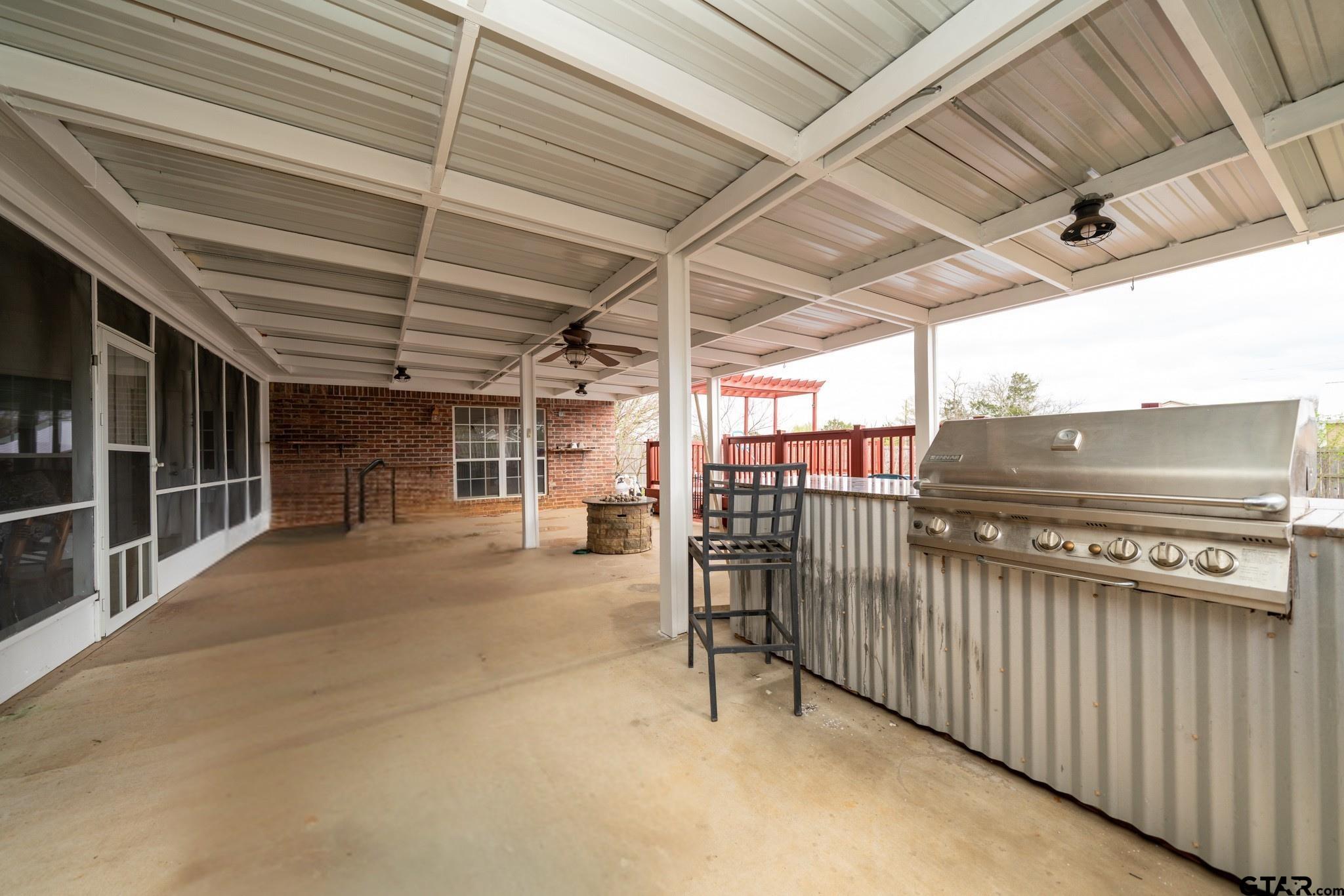 2266 Big Woods Road Longview, TX 75605 - Photo 35 of 48