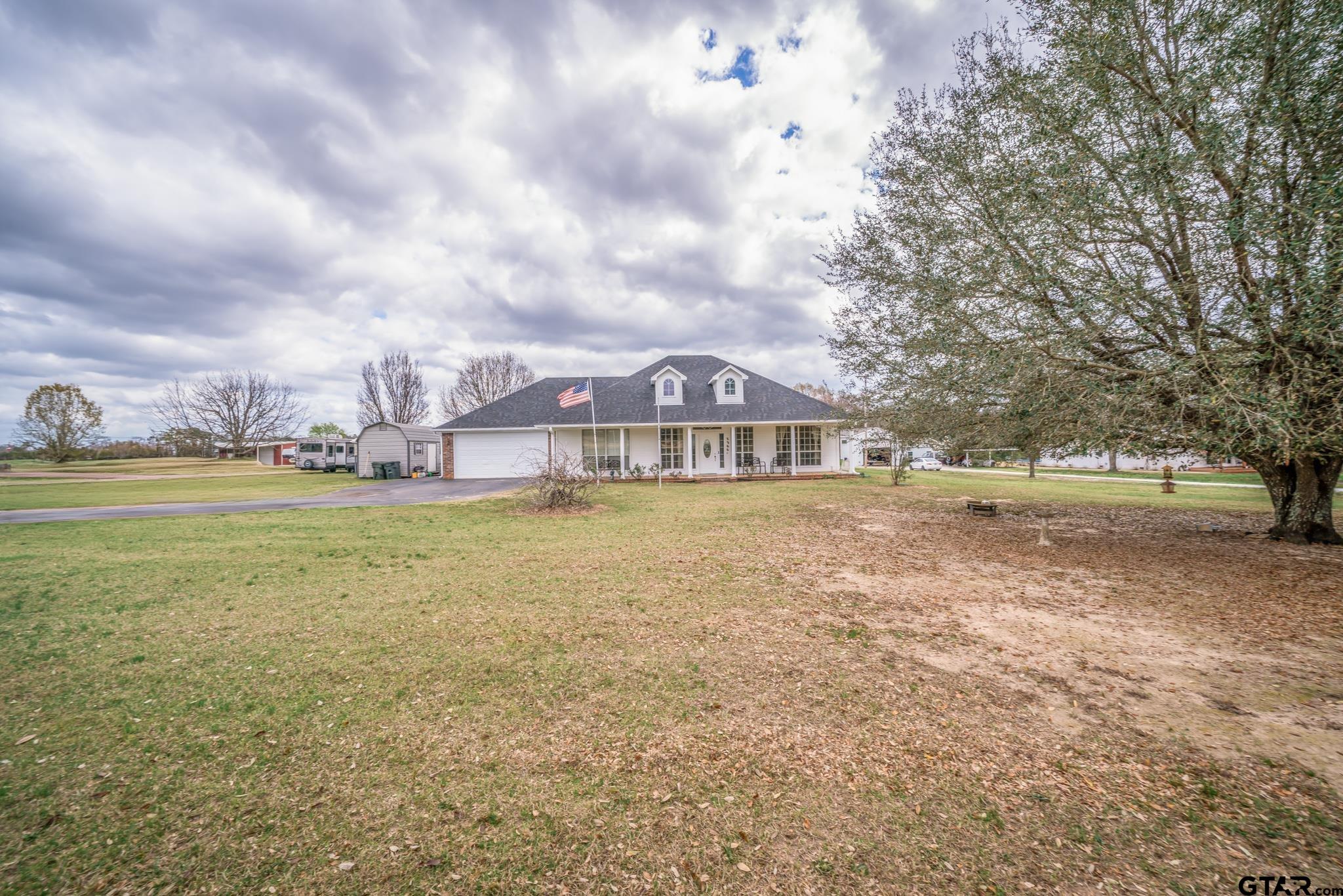 2266 Big Woods Road Longview, TX 75605 - Photo 4 of 48