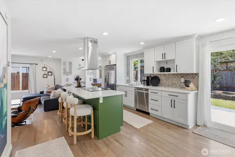 $835,000 | 15305 47th Place West, Lynnwood, WA 98087
