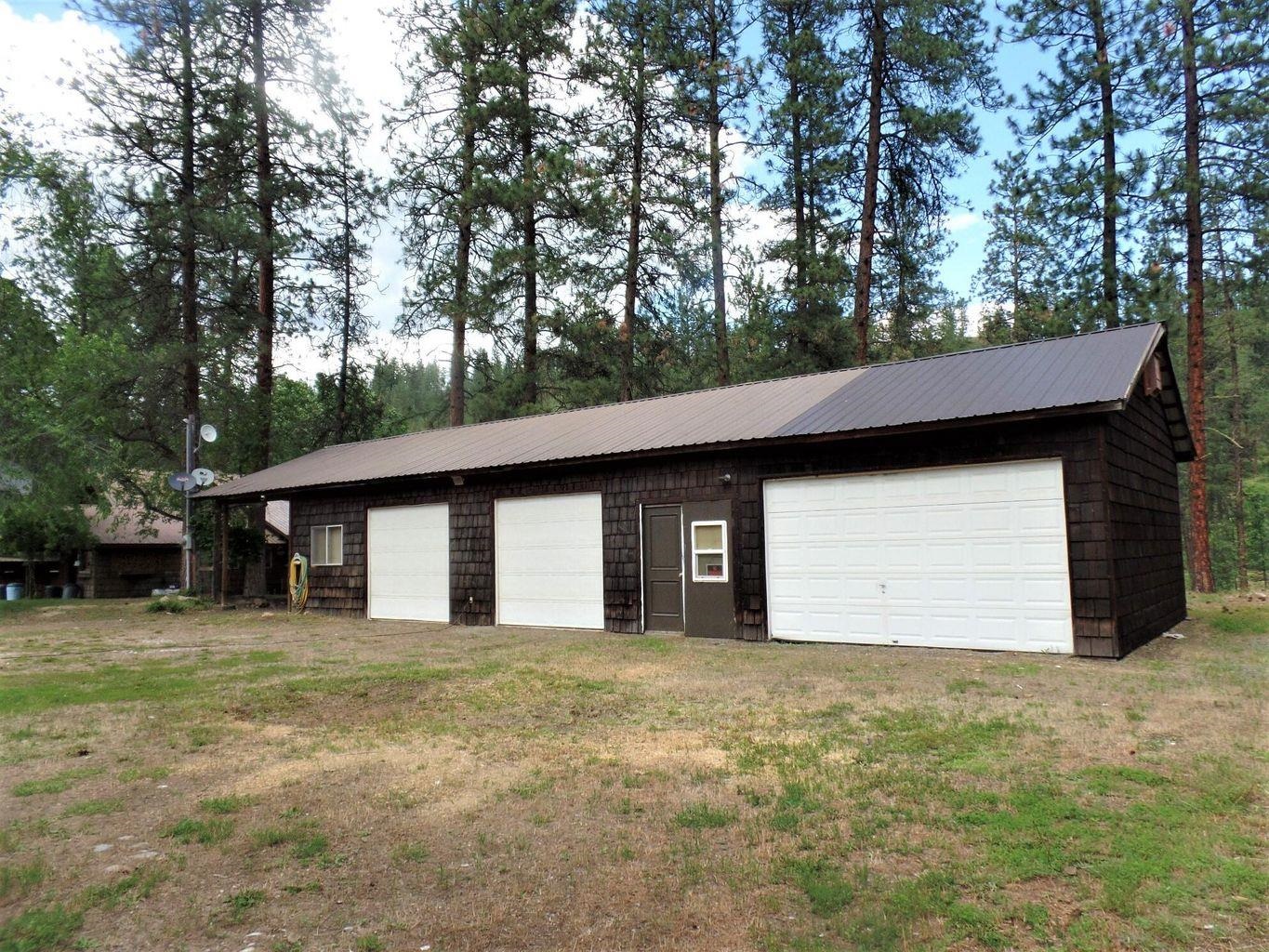 9 Paradise Cove Road Kettle Falls, WA 99141 - Photo 3 of 38 Gallery Image 3