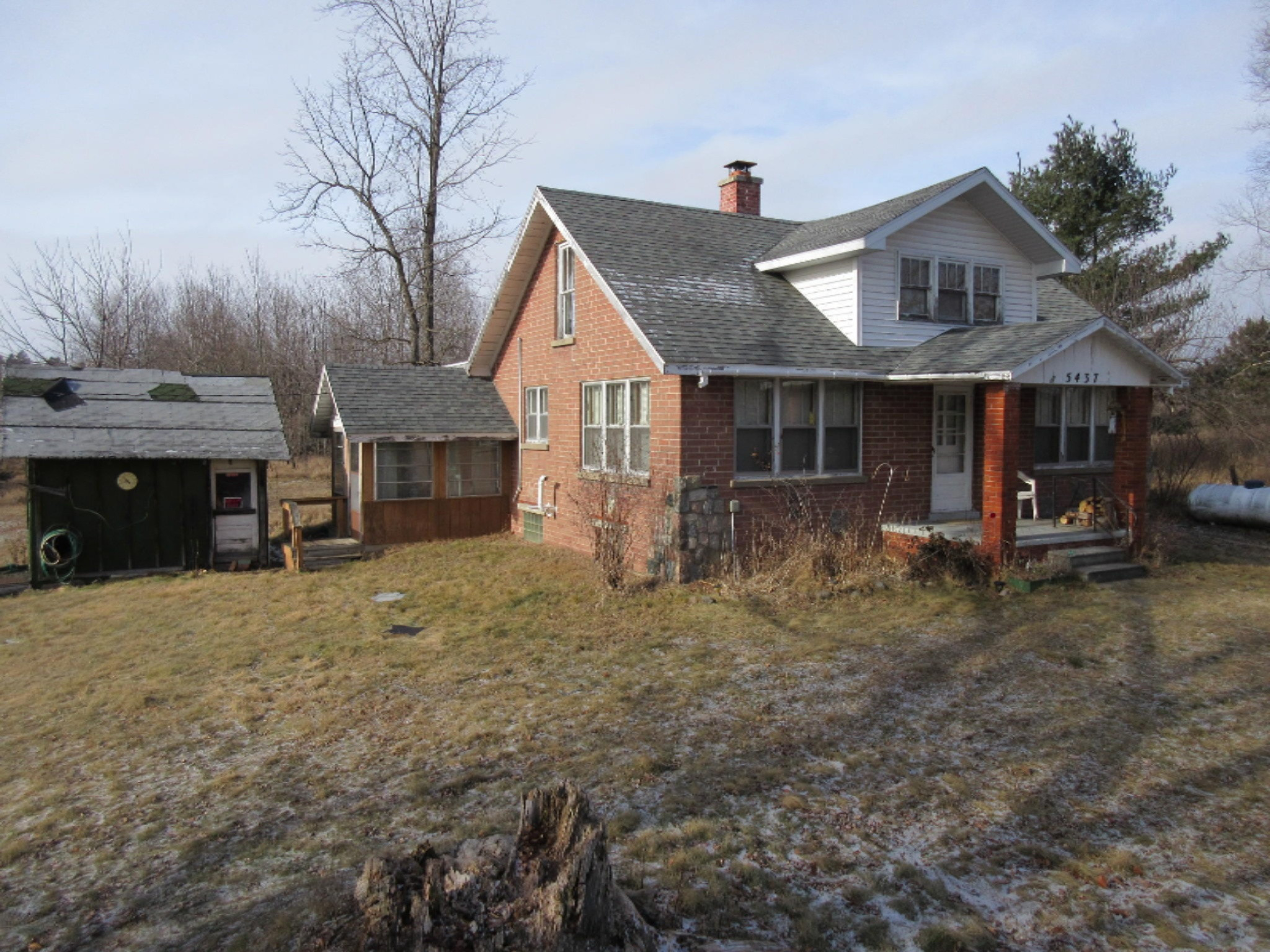 5437 Goodar Road South Branch, MI 48761 - Photo 2 of 32 IMG_9775