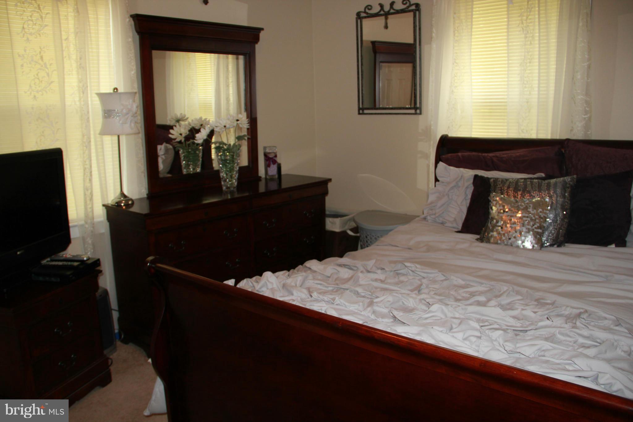 5137 Stafford Road Baltimore, MD 21229 - Photo 15 of 26 Bedroom
