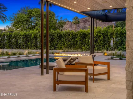 $10,520,025 | 4828 East Calle Del Medio, Phoenix, AZ 85018