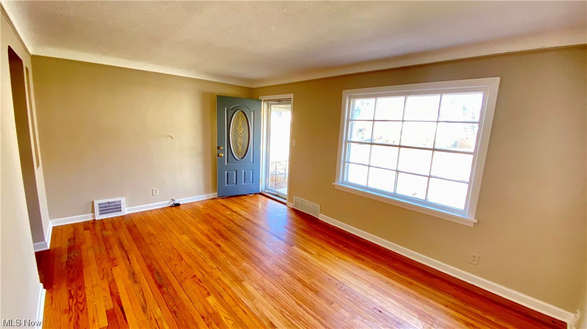 3105 Hearthstone Road Parma, OH 44134 - Photo 6 of 29 Gallery Image 6
