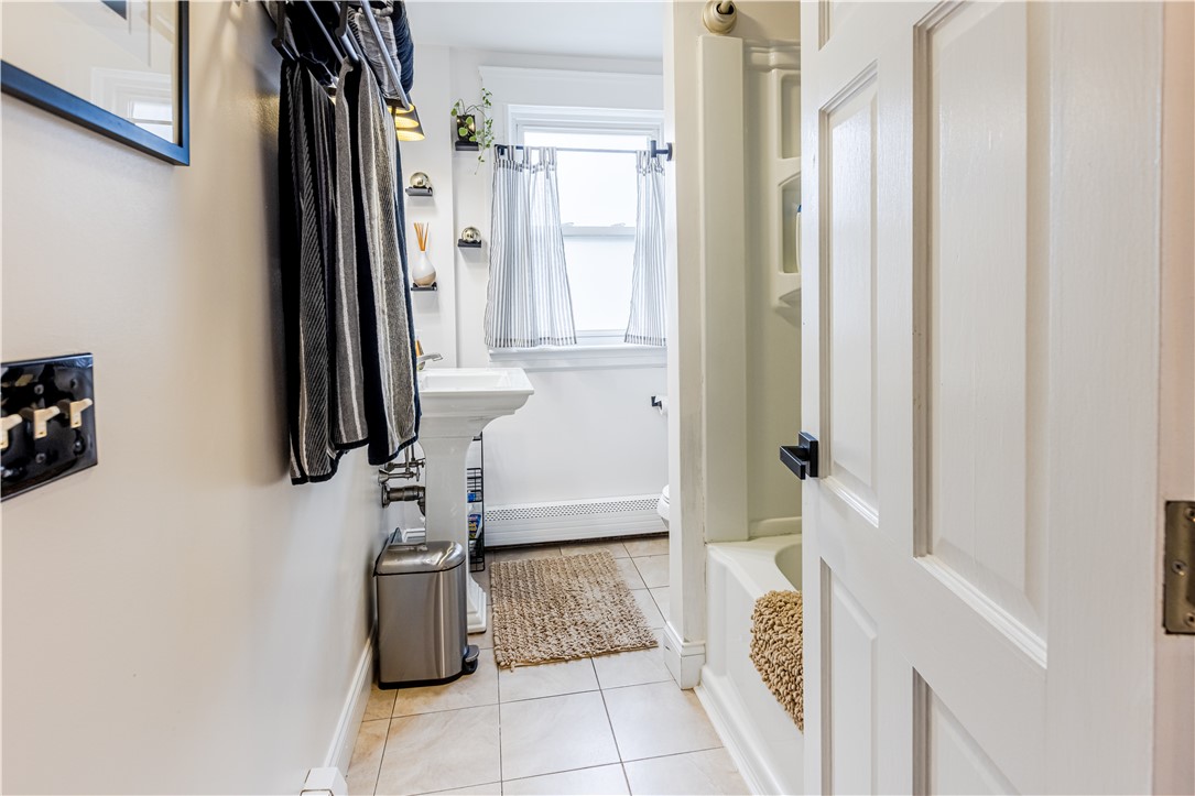 259 Holmes Road Warwick, RI 02888 - Photo 17 of 30 Gallery Image 17