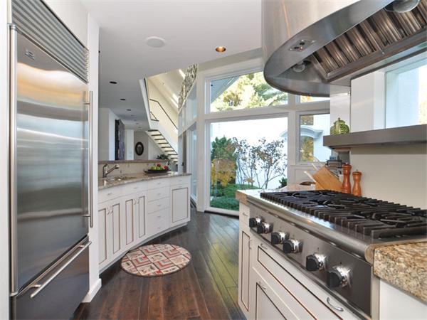 71 Weston Road Lincoln, MA 01773 - Photo 13 of 30 Gallery Image 13