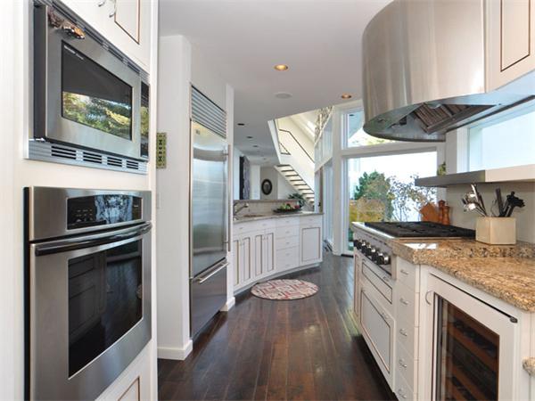 71 Weston Road Lincoln, MA 01773 - Photo 14 of 30 Gallery Image 14