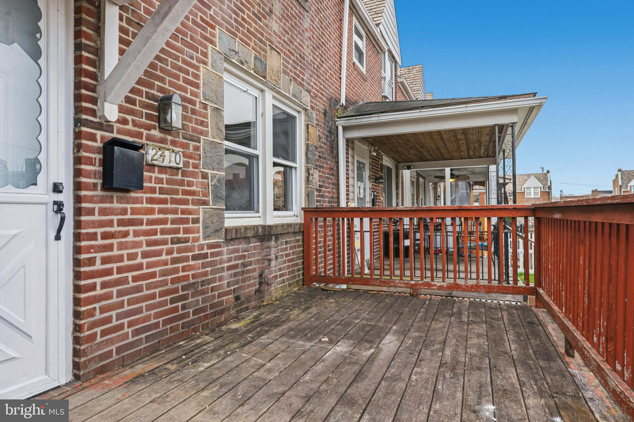 2410 Keyway Dundalk, MD 21222 - Photo 3 of 34