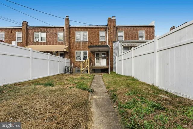 $2,200 | 2410 Keyway, Dundalk, MD 21222
