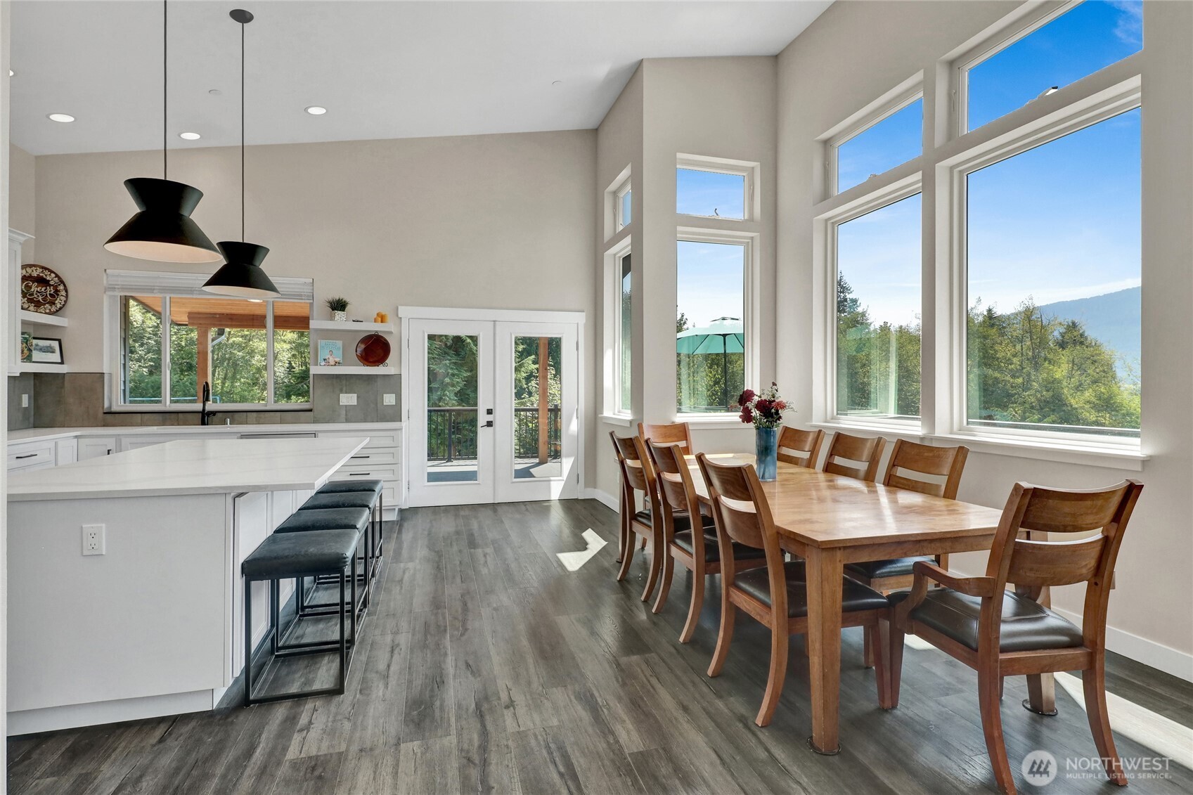 322 Manley Road Bellingham, WA 98229 - Photo 4 of 39 Gallery Image 4