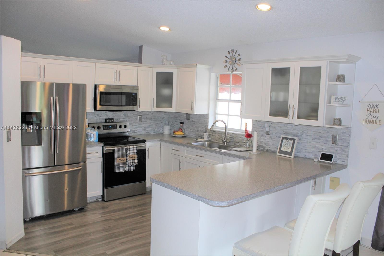 Marbella Park Hialeah, FL 33015 - Photo 11 of 21