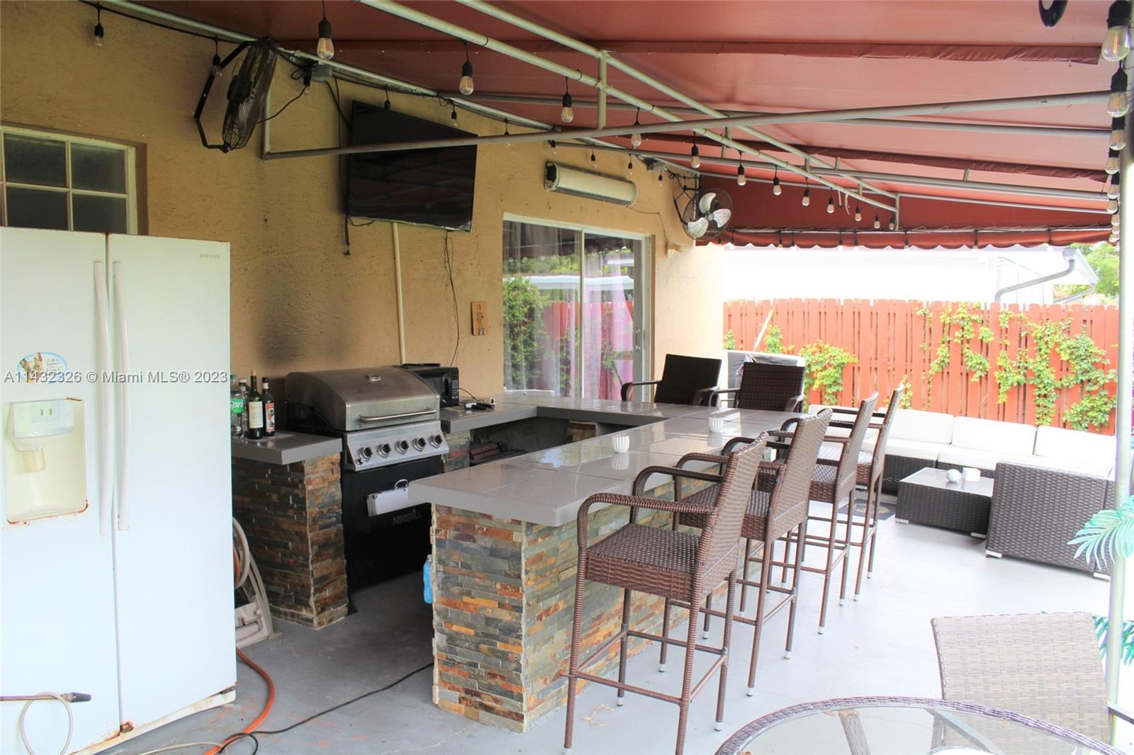 Marbella Park Hialeah, FL 33015 - Photo 18 of 21