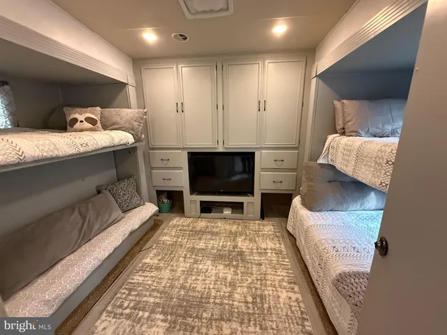 $205,000 | 1327 Golliday Lane, Great Cacapon, WV 25422