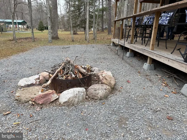 $195,000 | 1327 Golliday Lane, Great Cacapon, WV 25422