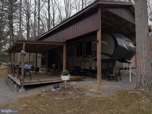 $205,000 | 1327 Golliday Lane, Great Cacapon, WV 25422