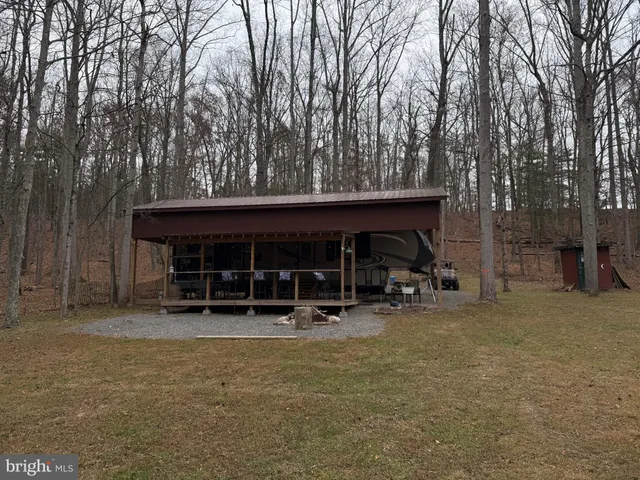 $195,000 | 1327 Golliday Lane, Great Cacapon, WV 25422