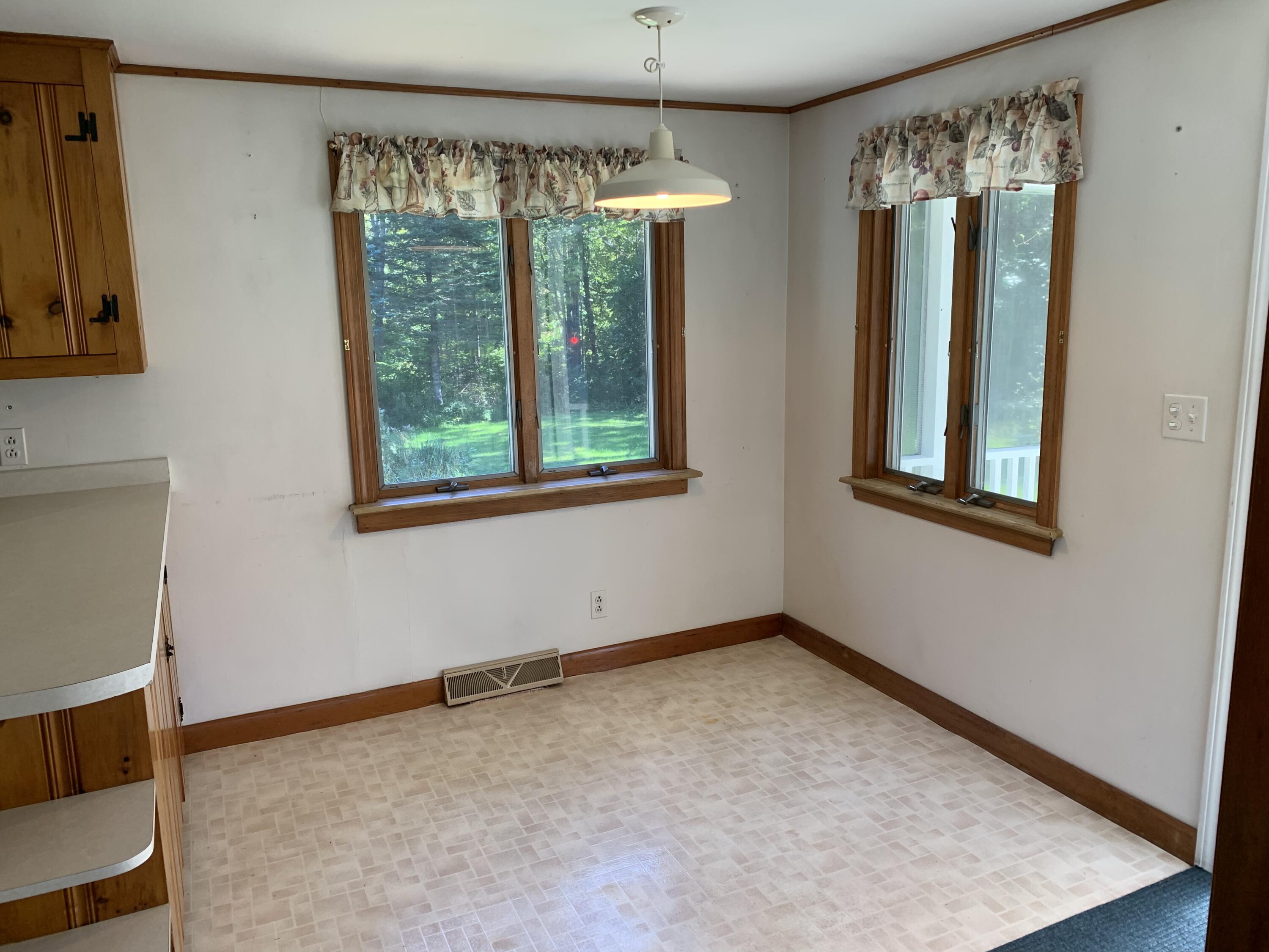 432 Winthrop Center Road Winthrop, ME 04364 - Photo 9 of 38 EB531A77-5C6F-4099-8211-8E5640ADE4FE