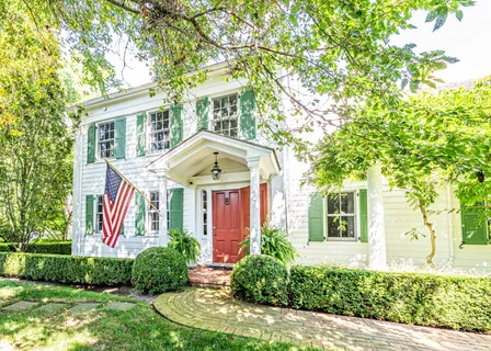 $2,895,000 | 92 South Country Road, Remsenburg-Speonk, NY 11960
