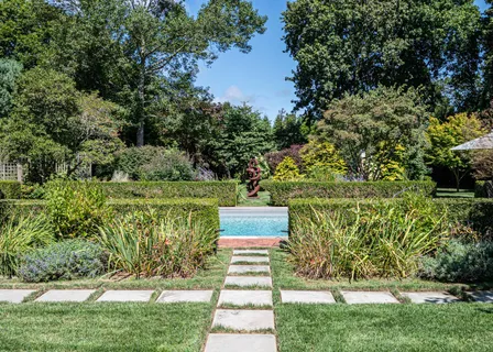 $2,895,000 | 92 South Country Road, Remsenburg-Speonk, NY 11960