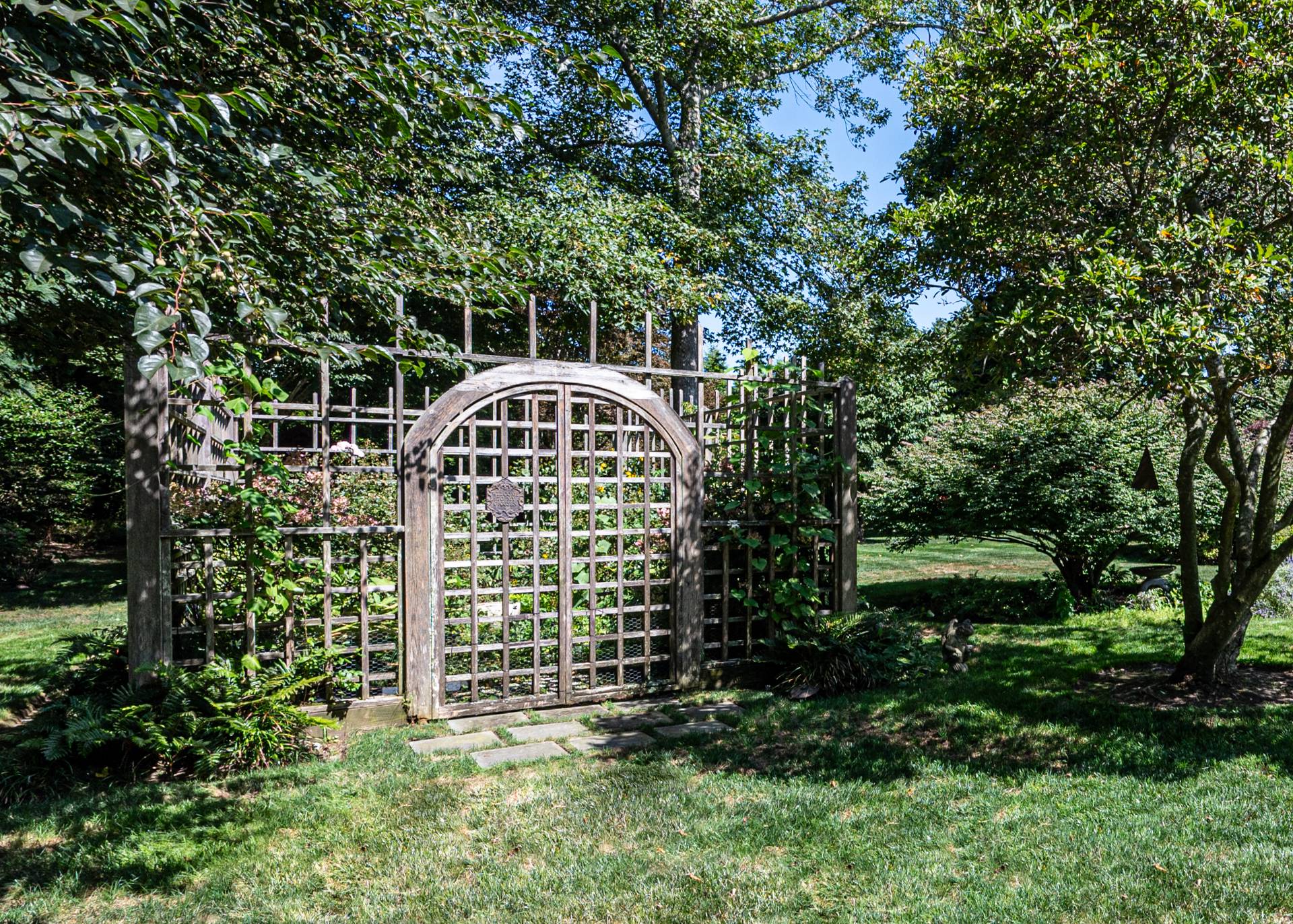 92 South Country Road Remsenburg-Speonk, NY 11960 - Photo 29 of 30 a front view of a house with a yard