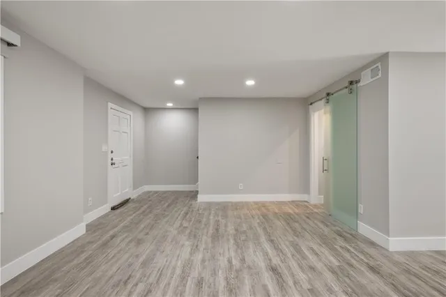 $2,000 | 330 Winding River Drive, Unit F, Atlanta, GA 30350