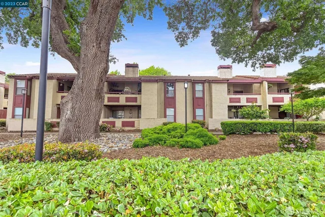 $358,000 | 1391 Monument Boulevard, Unit 20, Concord, CA 94520