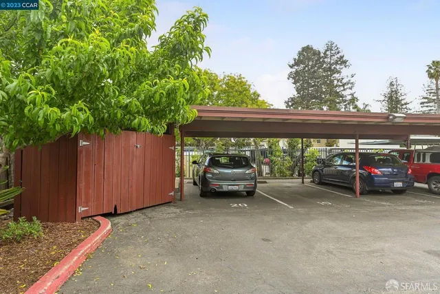 $358,000 | 1391 Monument Boulevard, Unit 20, Concord, CA 94520