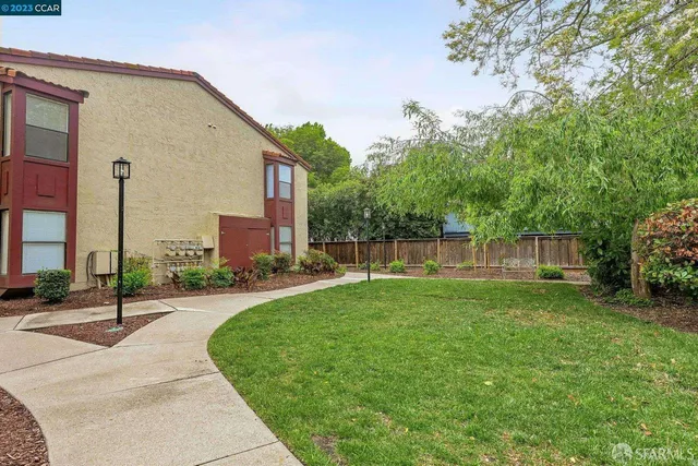 $358,000 | 1391 Monument Boulevard, Unit 20, Concord, CA 94520