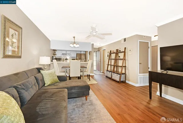 $358,000 | 1391 Monument Boulevard, Unit 20, Concord, CA 94520