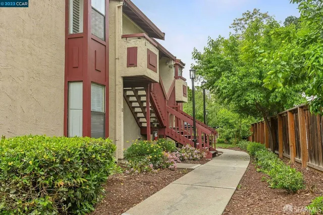 $358,000 | 1391 Monument Boulevard, Unit 20, Concord, CA 94520