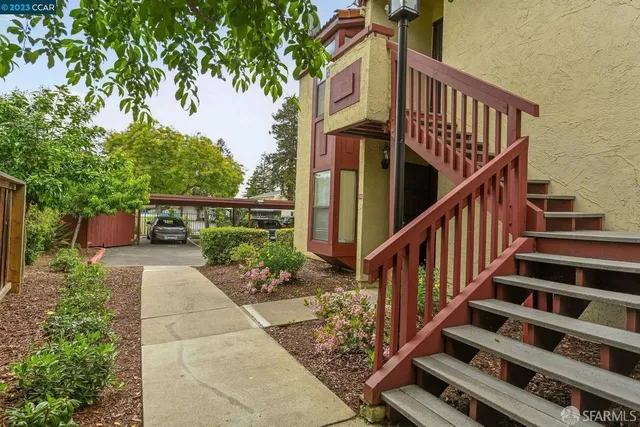 $358,000 | 1391 Monument Boulevard, Unit 20, Concord, CA 94520