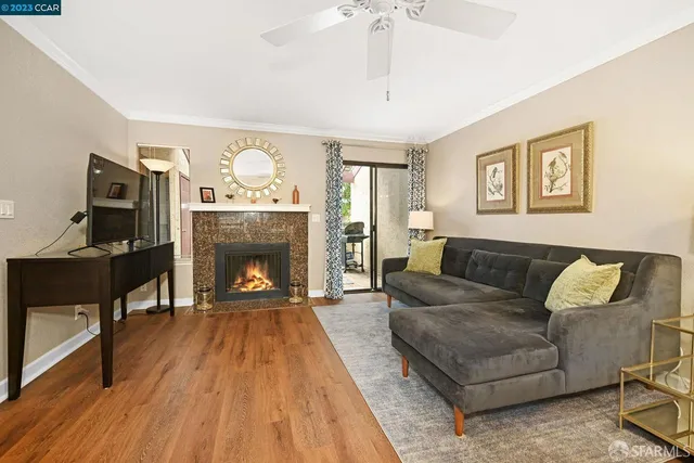 $358,000 | 1391 Monument Boulevard, Unit 20, Concord, CA 94520