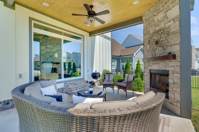 $625,000 | 111 Barefoot Way, Winchester, TN 37398