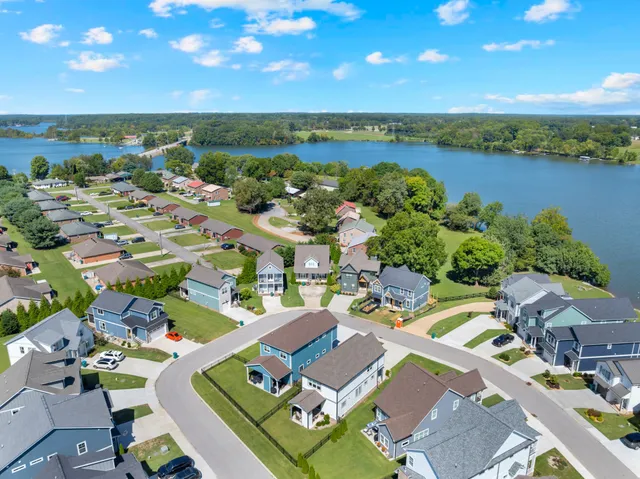 $625,000 | 111 Barefoot Way, Winchester, TN 37398