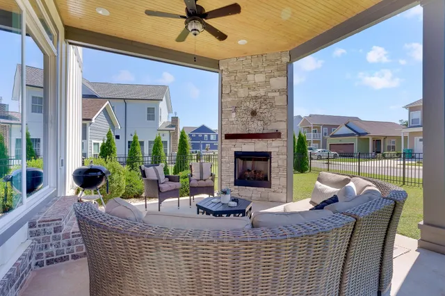 $625,000 | 111 Barefoot Way, Winchester, TN 37398