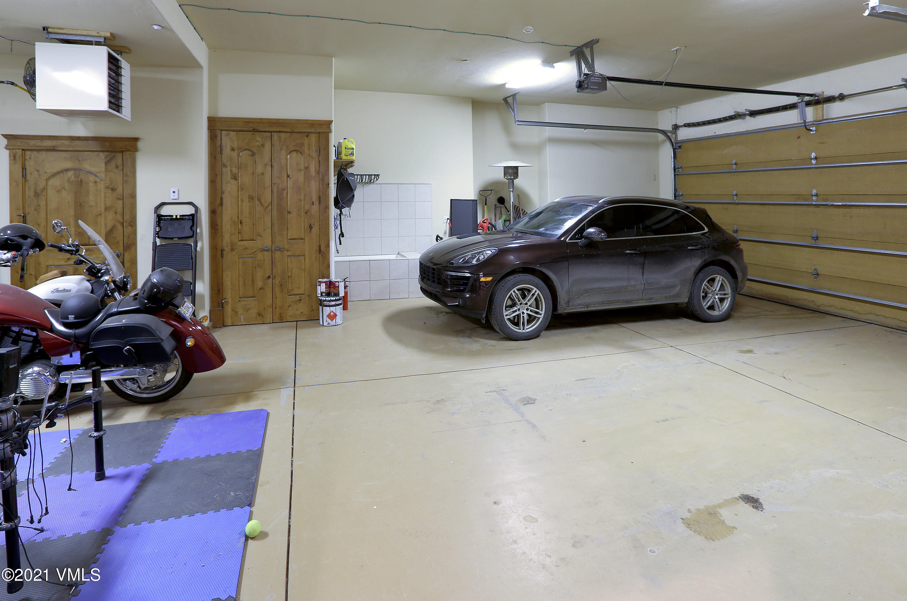 51 Case Court Edwards, CO 81632 - Photo 24 of 31 51_case_ct_garage