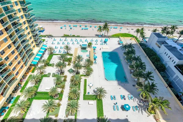 $3,000 | 2501 South Ocean Drive, Unit 809, Hollywood, FL 33019