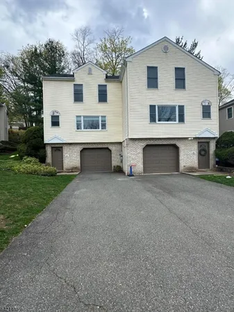 $4,300 | 6 Magnolia Court, Unit 6A, Madison, NJ 07940