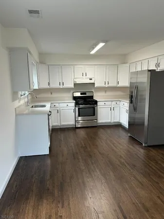 $4,300 | 6 Magnolia Court, Unit 6A, Madison, NJ 07940